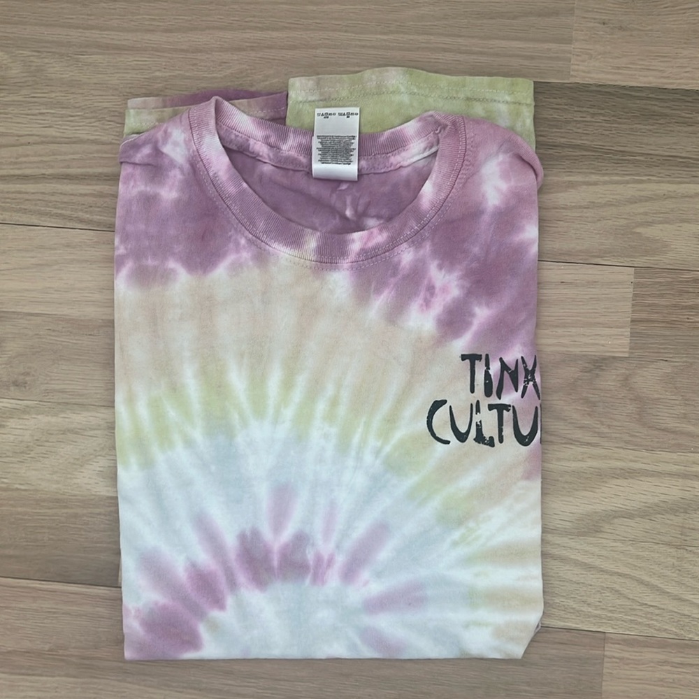 Tinx tik tok revolve tie dye tshirt L